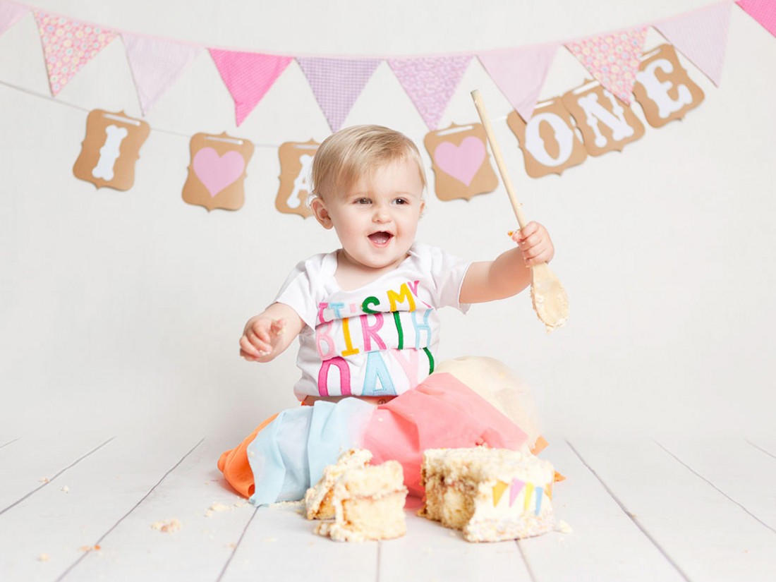 A Fun First Birthday Cake